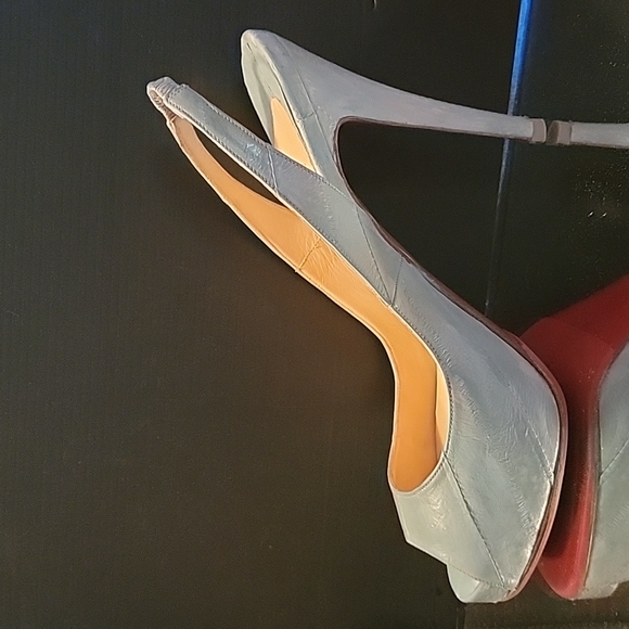 Christian Louboutin baby blue eel, lady peeps 120 heel, with 1in platform ๐38.5 - Picture 4 of 14